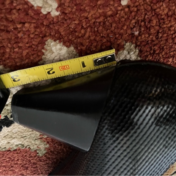 Very elegant and fancy shoes. - Picture 10 of 15